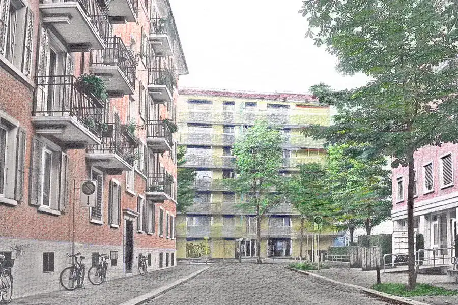 Treppenhaus im Mittelgeschoss des Einfamilienhauses aus den 50er-Jahren. Links Akzentwand in Rot, die vom Eingang bis ins Obergeschoss leitet, übrige Wände in abgetöntem Weiss. Treppentritte in hellbeigen Steinplatten, schwarze Metallbrüstung. An der rechten Wand ein längliches Holzregal auf mittlerer Höhe. Weiter oben ein schmaler, waagrechter Wanddurchbruch mit Sicht ins Wohnzimmer. Rechts schmaler Blick in den Livingbereich. Verschiedene Skulpturen und Dekorelemente.